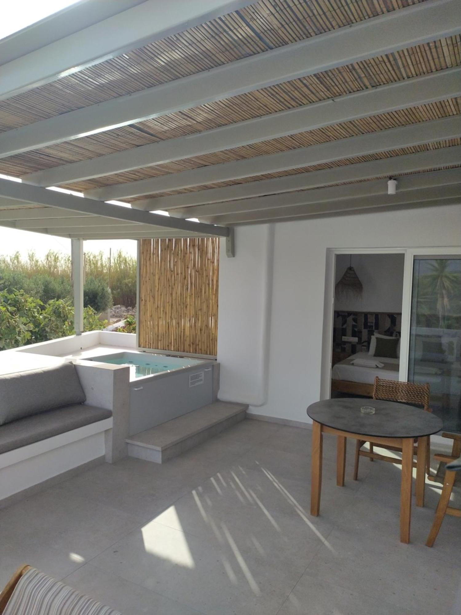 Marinatou Suites Antiparos Room photo